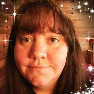 Meet your Posher, Liz